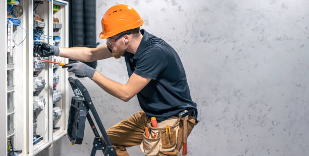 Best Electrical Outlet Repair  in Palmetto, FL
